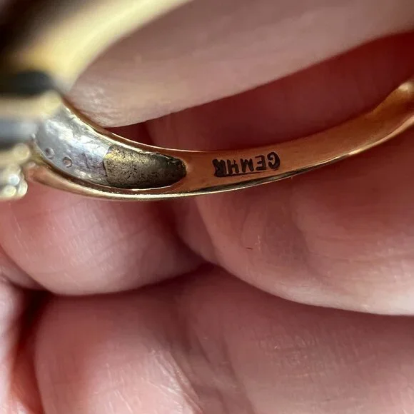 10K Gold Heart-Shaped Diamond Ring With Diamond Accents In Black Gift Box 7.75 - Picture 5 of 6